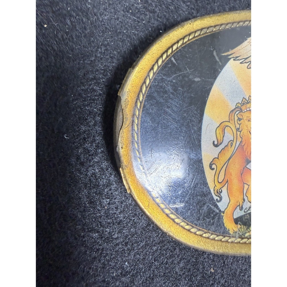 QUEEN A DAY AT THE RACES Belt Buckle PACIFICA 1977 USA VINTAGE RARE - Picture 2 of 4